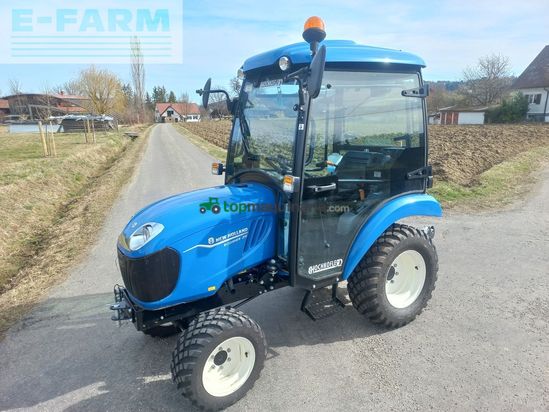 Tractor agrícola - New Holland - boomer 25