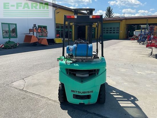 Elevadora - Mitsubishi - fg25n gasstapler