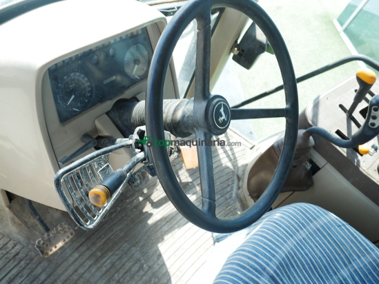 Tractor agrícola - John Deere - 6320