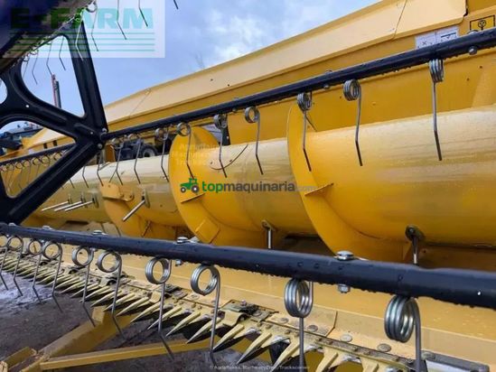 Cosechadora de Cereal - New Holland - tc 5.90 sl