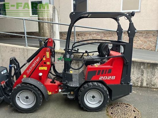 Minicargadora - Schaffer - hoflader schäffer 2028-2