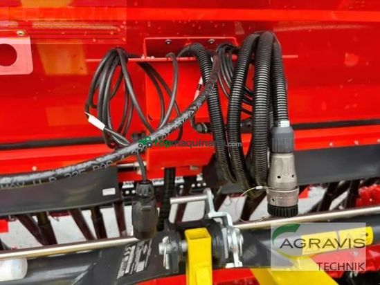 Minicargadora - Kuhn - sitera 3030-24 e + kuhn hr 3020