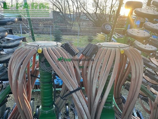 Sembradora - John Deere - 740 a