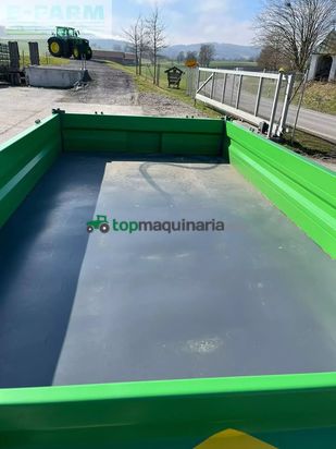 Volquet - Strautmann - sek 572