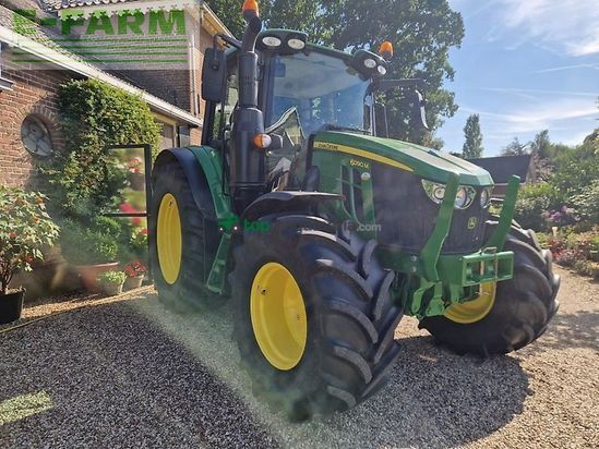 Tractor agrícola - John Deere - 6090m traktor