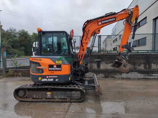 Miniexcavadora DEVELON DX50Z-7