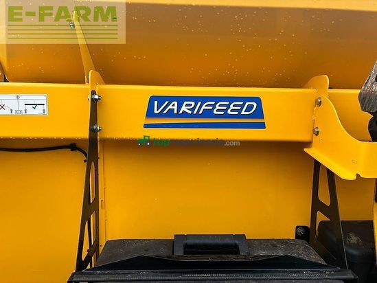 Cosechadora de Cereal - New Holland - cx 8.90 slh