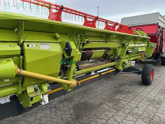 Cosechadora de Cereal - Claas - trion 660 mit vario 770