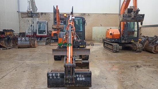 Miniexcavadora DEVELON DX50Z-7