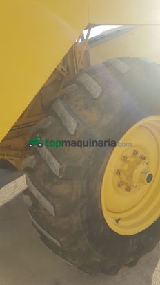 Cosechadora de Cereal - New Holland - TC54