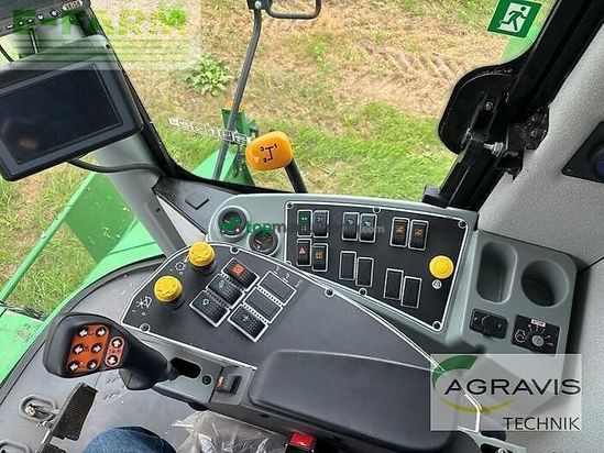 Cosechadora de Cereal - John Deere - w 330