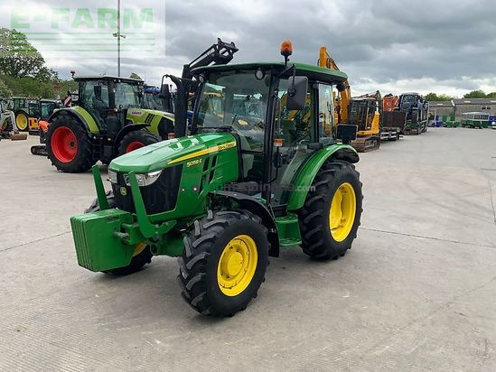 Tractor agrícola - John Deere - 5058e tractor (st26617)