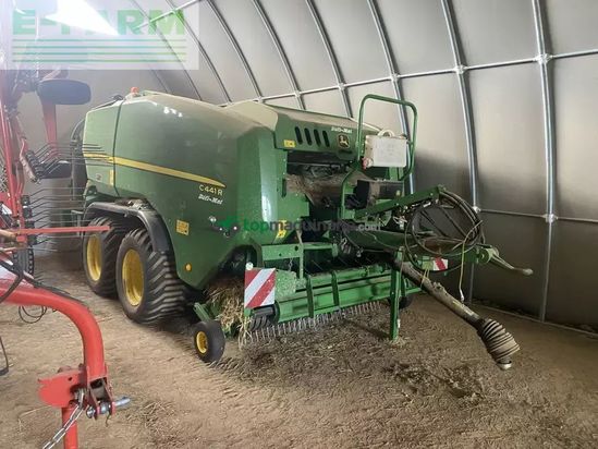 Empacadora gigant - John Deere - c441r