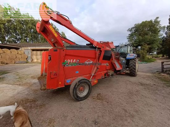 Esparcidor - Kuhn - altor 5070