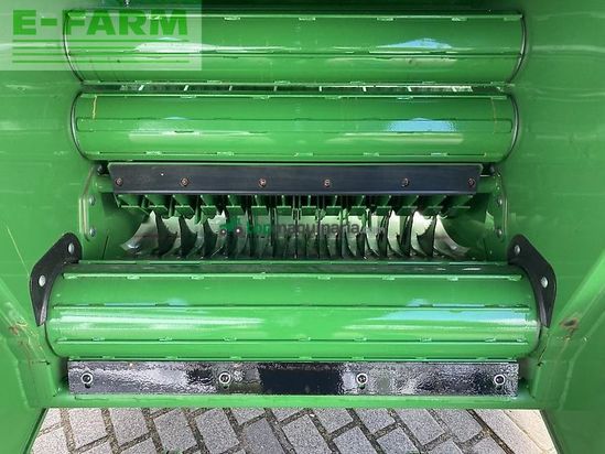 Empacadora gigant - John Deere - v461m