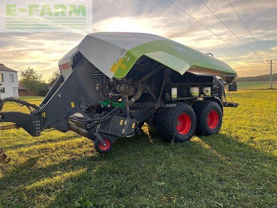 Empacadora gigant - Claas - quadrant 3200 rc