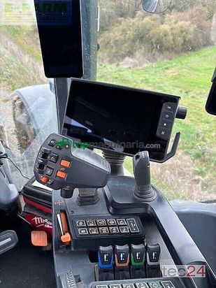 Tractor agrícola - Valtra - q305