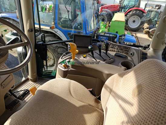 Tractor agrícola - John Deere - 6215R