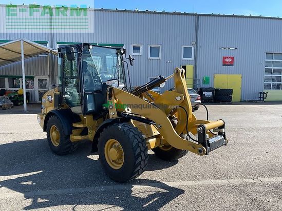 Minicargadora - Caterpillar - 907m