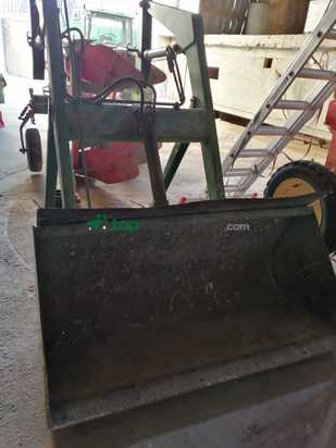Vendo maquinaria agrícola por cese de actividad