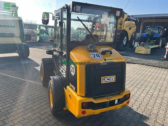 Minicargadora - JCB - 403 agri smart power
