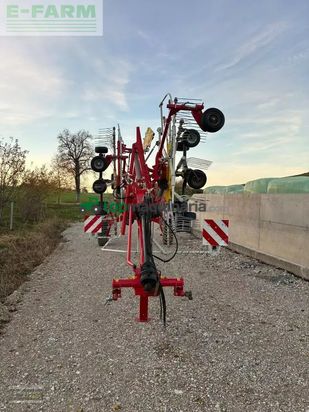 Rastrillo - Pöttinger - top 722