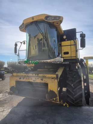Cosechadora de Cereal - New Holland - CS540