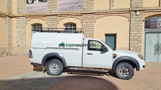 Ford Ranger con sistema de fumigación 