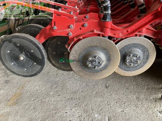 Sembradora - Pöttinger - aerosem vt 6000 dd