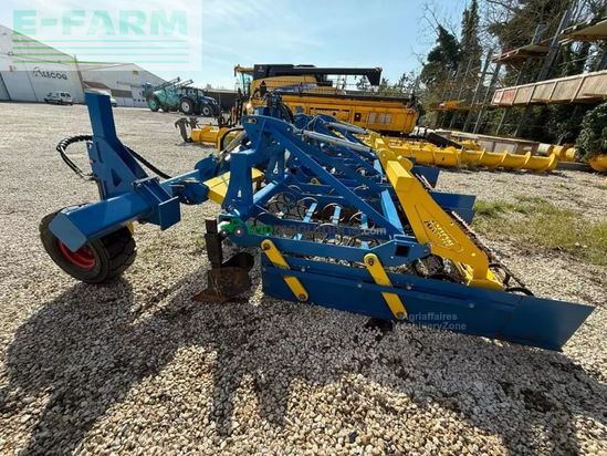 Cultivador -  - axion vibr tri