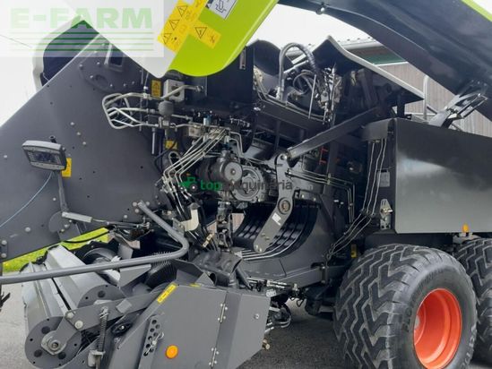 Empacadora gigant - Claas