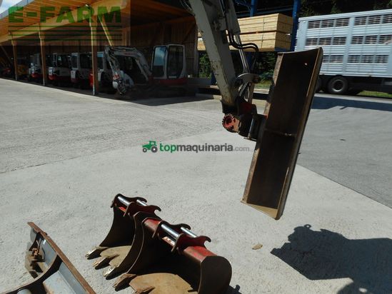Excavadora - Takeuchi - tb 225 mit powertilt + 3 löffel ( 2.400 kg )