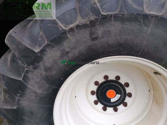 Cosechadora de Cereal - New Holland - cx6080