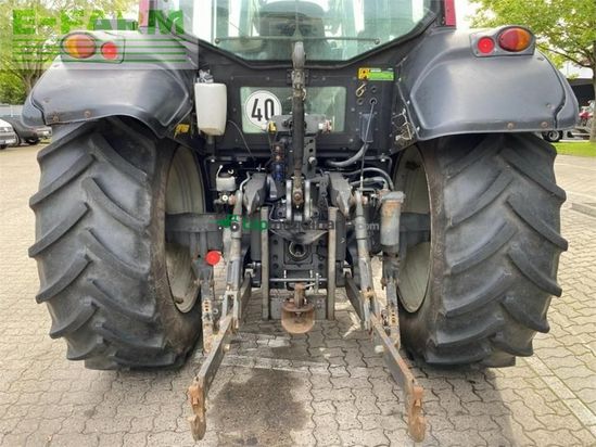 Tractor agrícola - Valtra - n 103 reparaturbedürftig