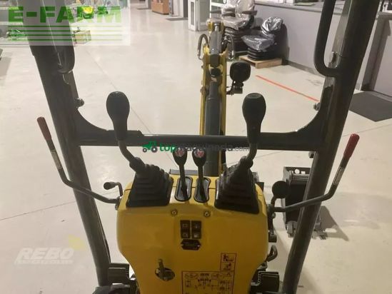 Excavadora - Wacker Neuson - 803