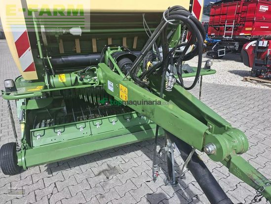 Empacadora gigant - Krone - comprima v150 xc 17 messer