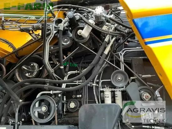 Cosechadora de Cereal - New Holland - cx 8.80 raupe