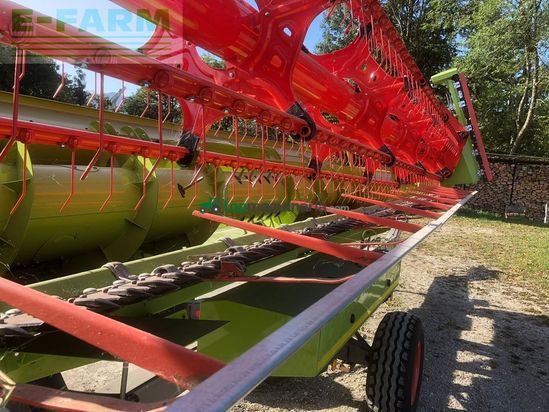 Cabezal - Claas - v 620 mit wagen