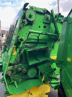 Empacadora gigant - John Deere - 572