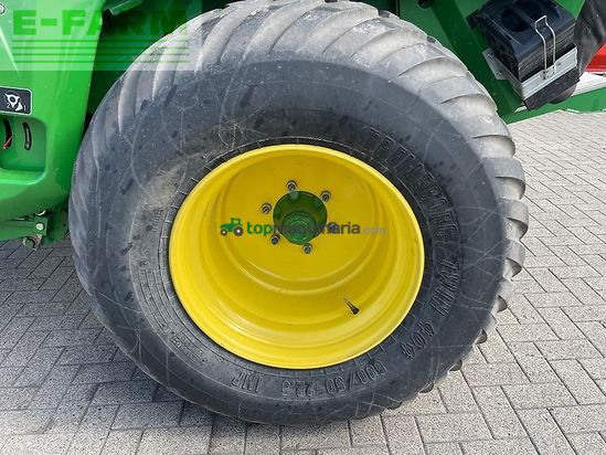 Empacadora gigant - John Deere - v461r
