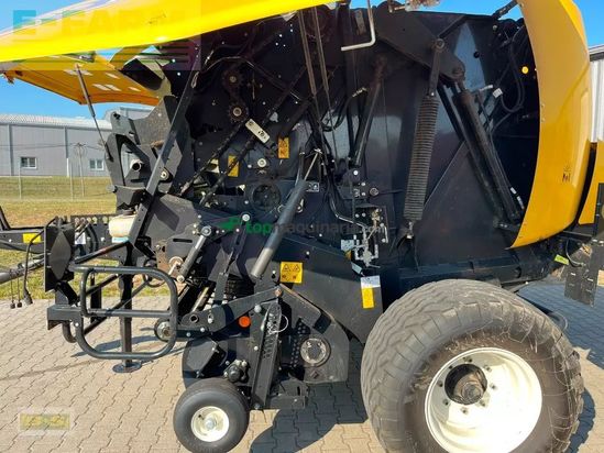 Empacadora gigant - New Holland - 150 rollbelt
