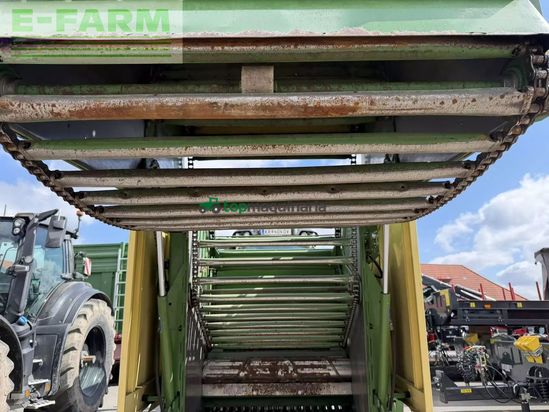 Empacadora gigant - Krone - vp 1500 mc