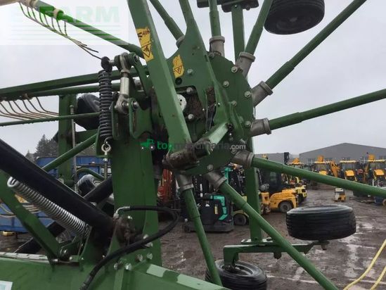 Rastrillo - Krone - ts 680