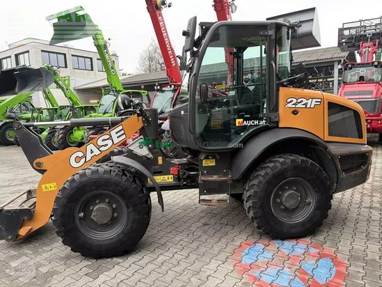 Minicargadora - Case IH - 221f mit euroadapter hydraulisch