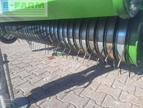 Empacadora gigant - Krone - comprima v 150 xc 17 messer