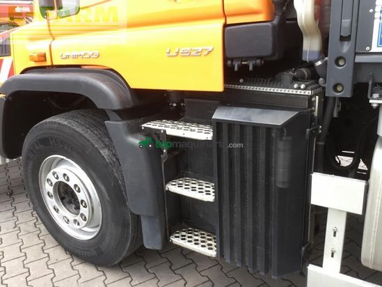 Tractor agrícola -  - unimog u 527