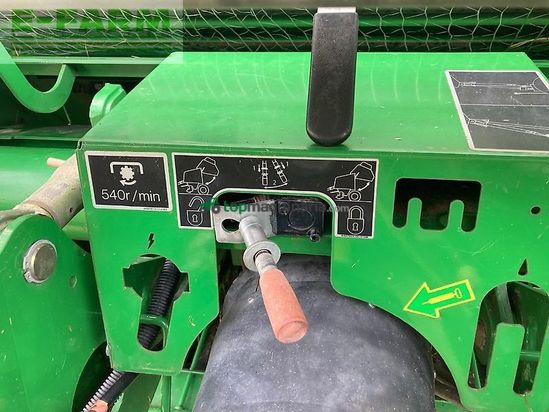 Empacadora gigant - John Deere - 990 premium
