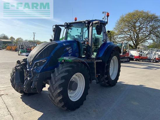 Tractor agrícola - Valtra - t214 active tractor (st26241)