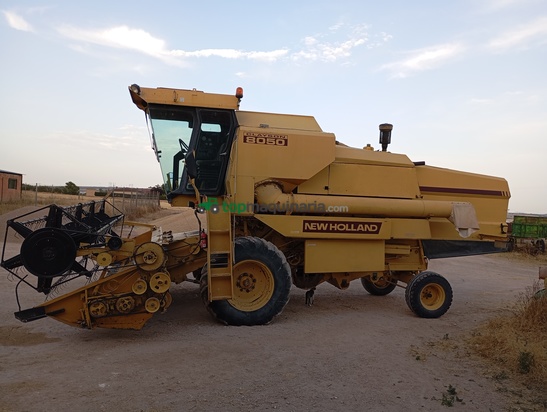 Cosechadora - New Holland - 8050