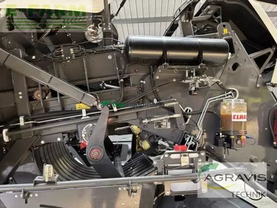 Empacadora gigant - Claas - quadrant 5200 fc t